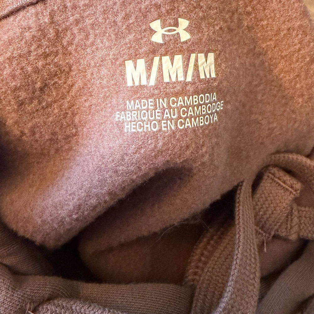 Under Armour Men’s Brown Pullover Hoodie with Sleeve Logo - Picture 3 of 4
